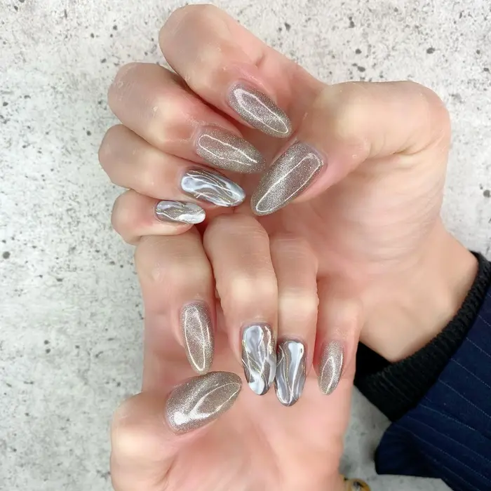 Instagram Kozue Nail ブラウンネイル ラッシュネイル マグネットネイル Private Nail Salon K所属 Nail Salon ｋのネイルデザイン ミニモ