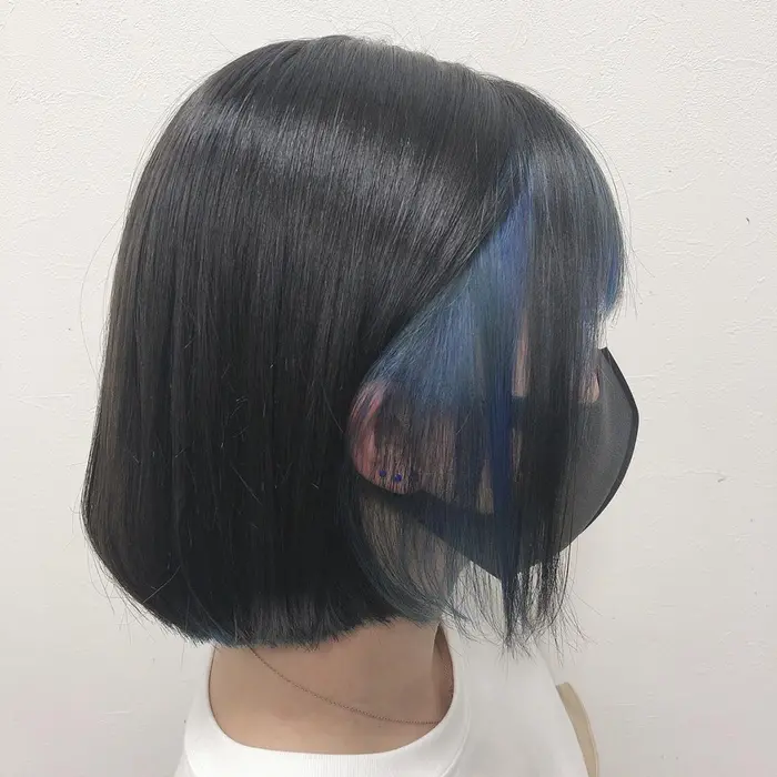 普通よりブロッキングを高めにして インナーカラーの幅を広くしました 流行の前髪にもインナーカラーを入 Hair Design Azur所属 戸高 菜月のヘアカタログ ミニモ