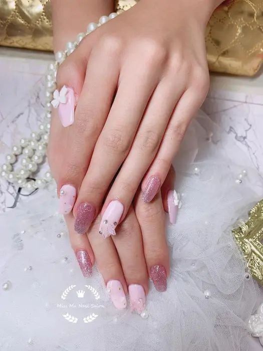 ネイルガールズ所属 ネイル ガールズのネイルデザイン ミニモ