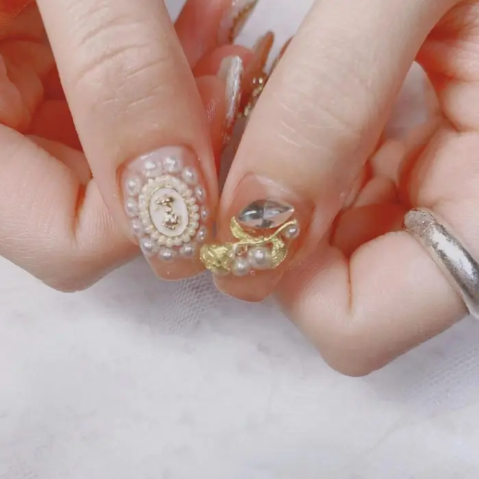 ワンカラーネイル カラーグラデーションネイル デザインネイル ミラーネイル大人可愛いネイル キレイ Yurii Nail所属 ユ リのネイルデザイン ミニモ