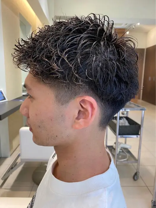 毛束の1束1束 刈り上げこだわって作ってます メンズ メンズカット メンズ刈り上げ 刈 Matiz所属 メンズ指名no 1コーイチのヘアカタログ ミニモ