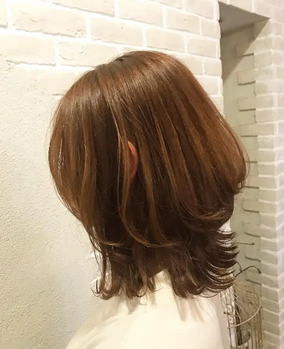 トップにボリュームが出るように ふんわりレイヤーカット Branche所属 西牧 果歩のヘアカタログ ミニモ トップにボリュームが出るように ふんわりレイヤーカット Branche所属 西牧 果歩のヘアカタログ ミニモ