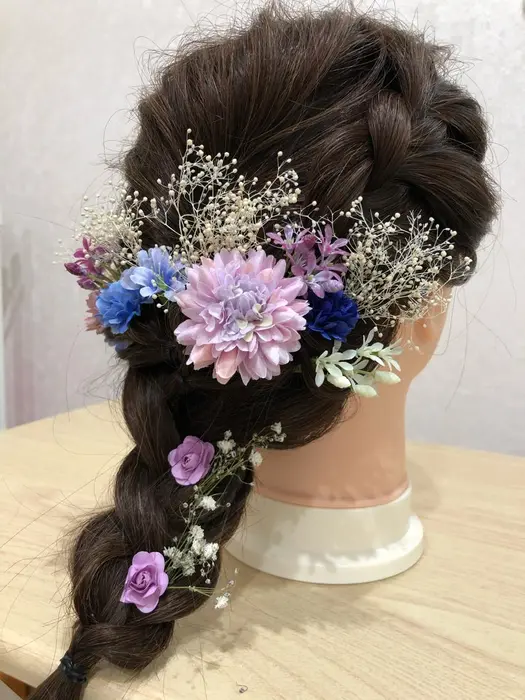 卒業式ヘアセット 髪飾りはプレゼント アロマーム所属 アロマーム のヘアカタログ ミニモ