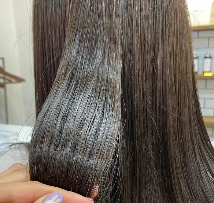 ツヤツヤトリートメント カラーを御予約の場合 1000 スリーステップトリートメント 00 Maison 吉祥寺店所属 榎本 莉子のヘアカタログ ミニモ