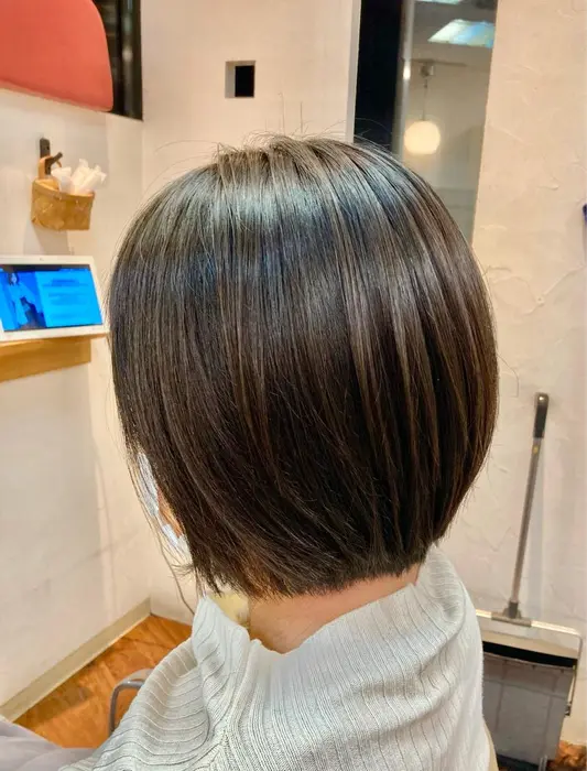 前下がりショートボブ 乾かすだけで自然な丸みに イッツ 登戸店所属 冨田 豊のヘアカタログ ミニモ