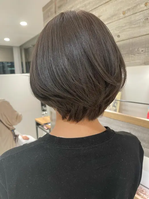 グレージュ ハイライトカラー ハイライト ブリーチなし バレイヤージュ 艶感 外国人風カラー 韓国ヘ Ivy所属 ブリーチなし艶カラー 表参道 青山のヘアカタログ ミニモ