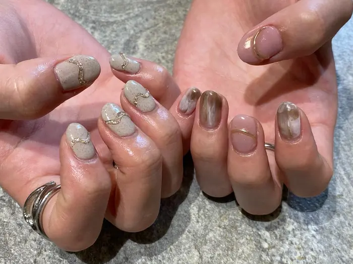 ネイルサロンrounge所属 Maeda Reinaのネイルデザイン ミニモ