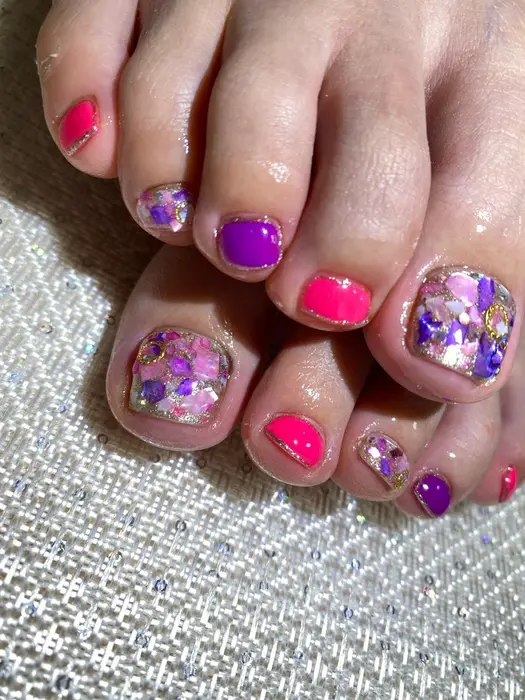 パープルネイル ピンクネイル フットネイル シェルネイル Jkネイル Esthetic Will所属 Will 有希のネイル デザイン ミニモ