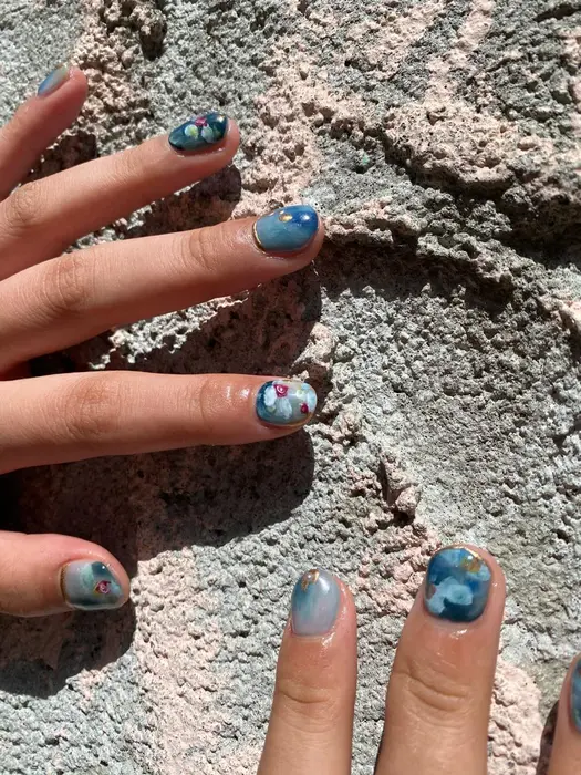 絵画ネイル Laughl所属 大西洋子 Laughlのネイルデザイン ミニモ