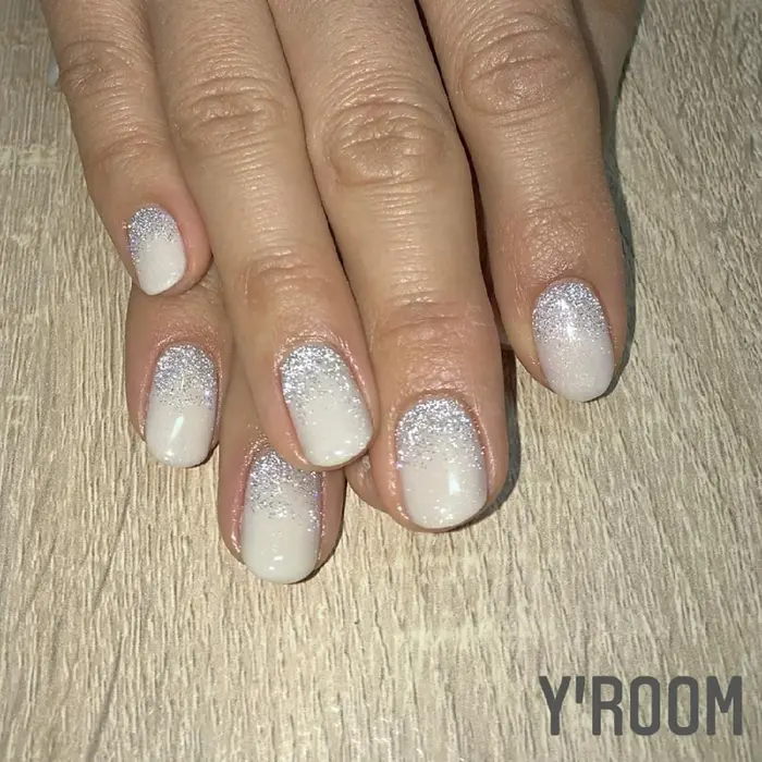 フラッシュ逆グラデ パラジェル Nail Y Room Yroomワンカラー ワンカラー Y Room所属 Yuka ネイリスト のネイル デザイン ミニモ フラッシュ逆グラデ パラジェル Nail Y Room Yroomワンカラー ワンカラー Y Room所属 Yuka ネイリスト のネイル デザイン ミニモ