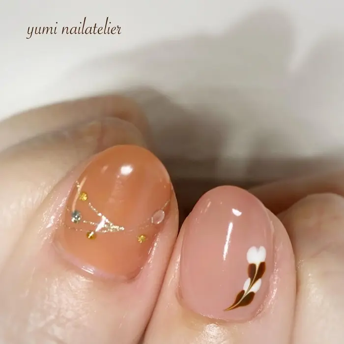 ピーコックネイル ハートネイル 上品ネイル ユミ ネイルアトリエ所属 ネイリスト Yumiのネイルデザイン ミニモ
