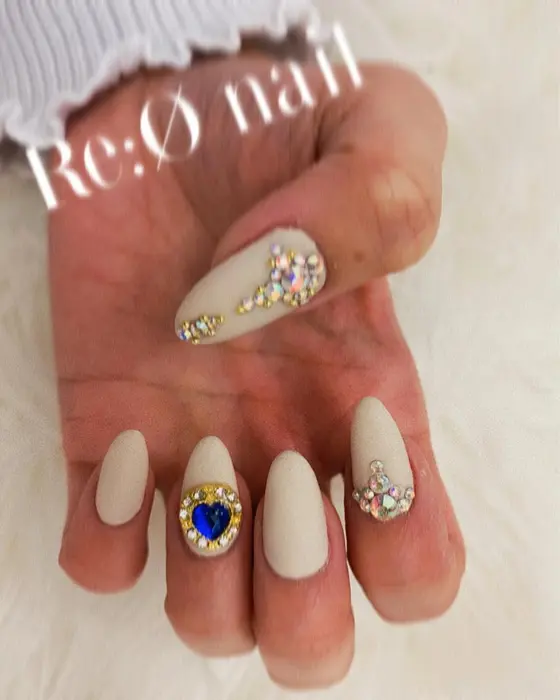 My Nail スカルプネイルベージュネイルマット リゼロ所属 Re O Nail Tsujiのネイルデザイン ミニモ