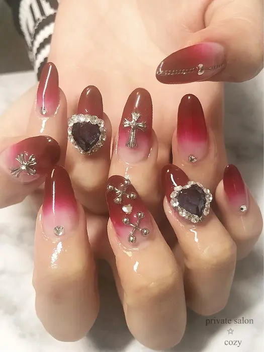 アート別料金 量産系ネイル ハート ヴァンパイアカラー クロムクロス Private Salon Cozy所属 Aco Nail Eyeのネイル デザイン ミニモ