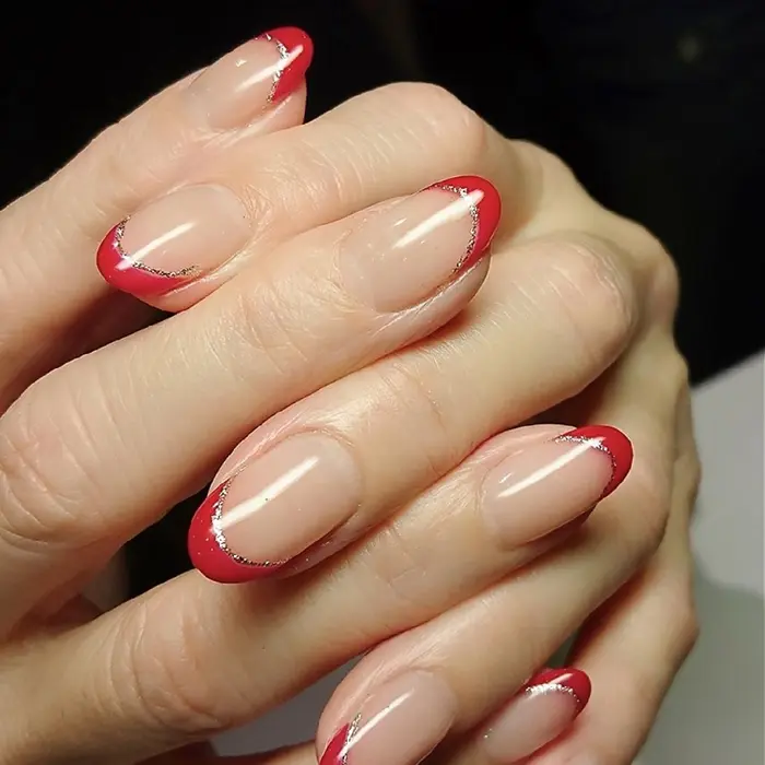 フレンチネイル Estribe エストライブ所属 ネイリスト Makiのネイルデザイン ミニモ