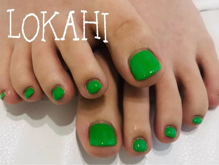 フットジェルワンカラー Eye Nail Lokahi所属 Lokahi 大串のネイルデザイン ミニモ