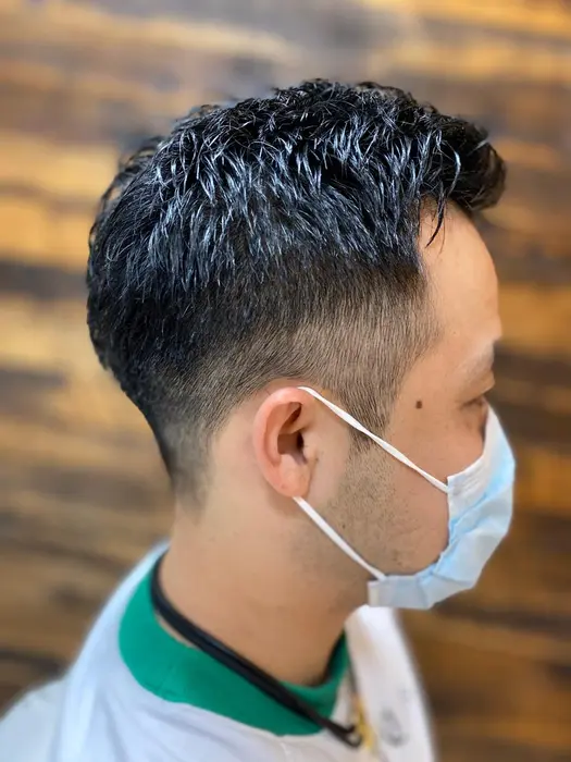 サイドスッキリと2mmバリカン ほとんどお任せにしてくれました この時期にぴったり Espoir所属 小林 由依のヘアカタログ ミニモ