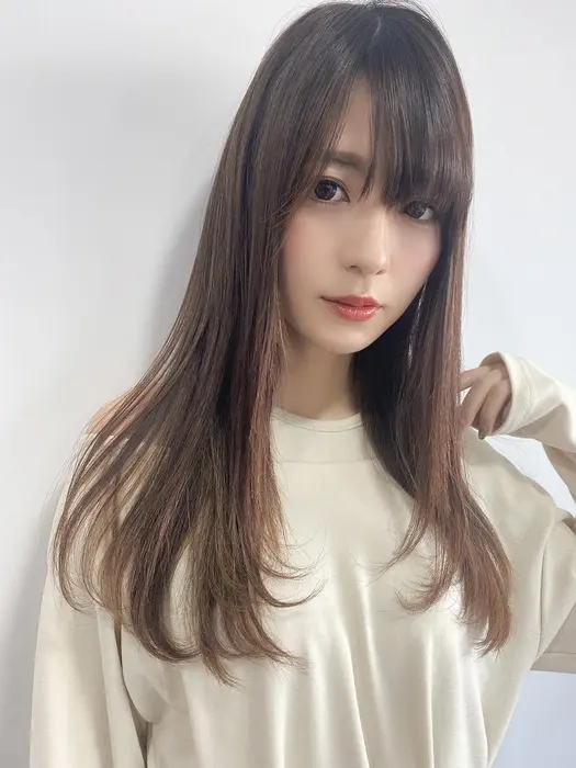 ルービックの 髪質改善 縮毛矯正はダメージを最小限に抑えて施術させて頂きます Aujuaトリートメン ルービック心斎橋店所属 ルービック 心斎橋 店栗原のヘアカタログ ミニモ