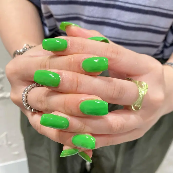 長さだしあり Zest三鷹店所属 ネイル 透明感カラー 又吉ちえのネイルデザイン ミニモ