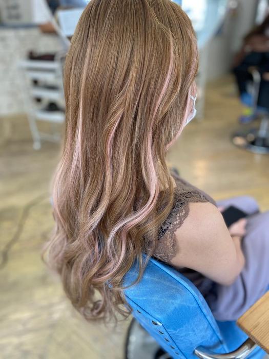 エクステ ベージュ ホワイトピンクハイライト 1st Vibe Annex所属 リピート 指名率 No 1店長松井のヘアカタログ ミニモ