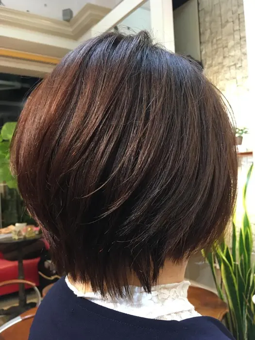 薄くなりすぎていた 毛先に厚みを足し量を減らさずに軽さを出しました 収まりはよく でも動きが出るス Gram Hair Works所属 小林 三成のヘアカタログ ミニモ