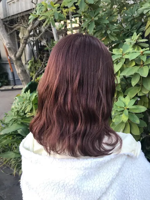 チェリーブラウンカラー ケアブリーチ1回です Arc 所属 コテ巻き風パーマ 上村のヘアカタログ ミニモ