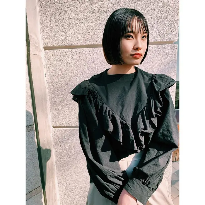 キリッとした目元にぱっっとしたボブのライン感が Canna所属 ヴィーガンブリーチ 寺島潤のヘアカタログ ミニモ