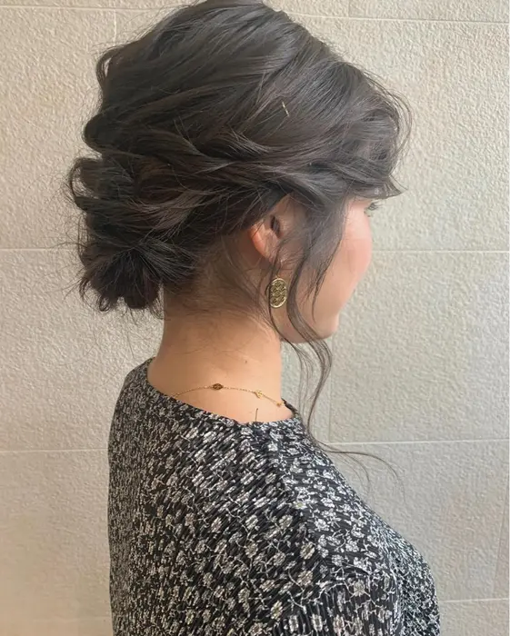 結婚式や二次会などに ゆるふわのアップスタイル Hairs Gen Nara 所属 山田 果穂のヘアカタログ ミニモ