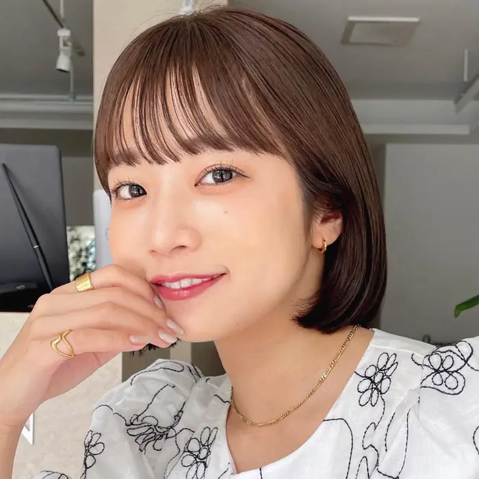 柔らかいベージュカラー 韓国風タッセルボブ ショート ミニボブ ショートヘア ショ Garden Yokohama所属 東千夏 ボブ 暖色カラーのヘアカタログ ミニモ
