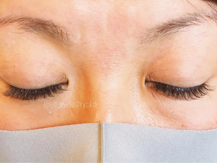 ボリュームラッシュ100束 まつげ専門店mii ミィ 所属 根本 瑶子のマツエクデザイン ミニモ