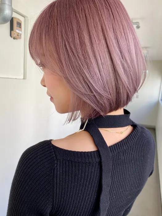 ピンクホワイト 2ブリーチが目安 ベースによって1ブリーチでも可能 ショートボブ Kiss Swan所属 今江 将一朗のヘアカタログ ミニモ ピンクホワイト 2ブリーチが目安 ベースによって1ブリーチでも可能 ショートボブ Kiss Swan所属 今江 将一朗のヘアカタログ ミニモ