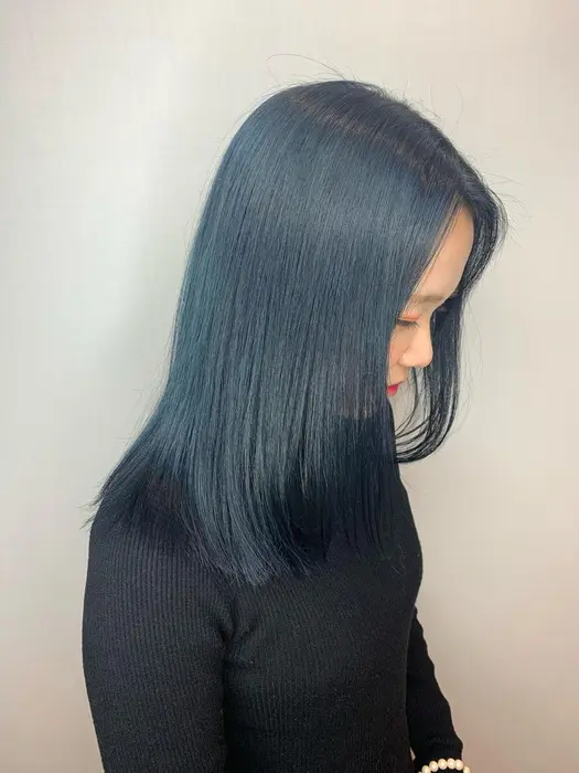 ブリーチベース回数必要になりますが 可愛いブルーグリーンブラック Nyny南草津店所属 原田 葵のヘアカタログ ミニモ