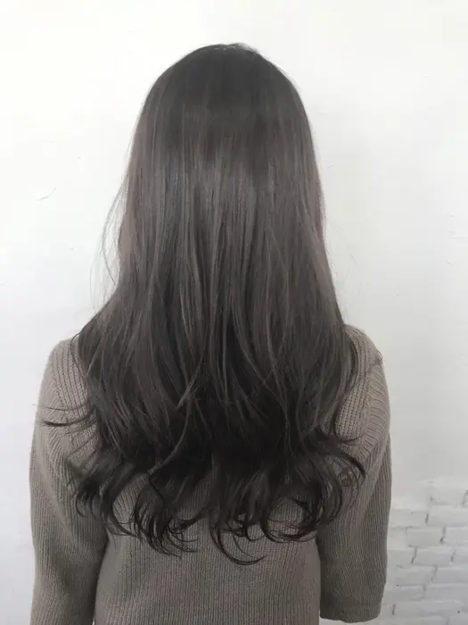 ダークトーンアッシュ Neel所属 伊藤 優希のヘアカタログ ミニモ