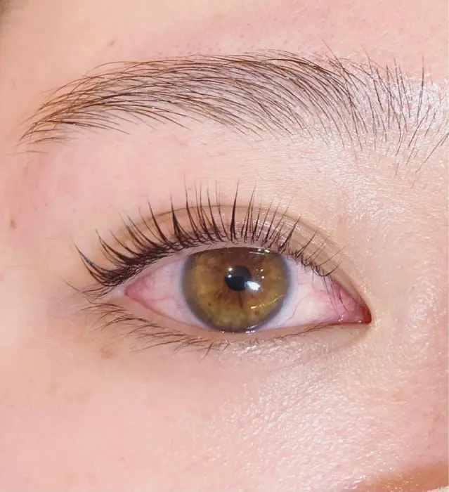 パリジェンヌラッシュリフト Sola Neolive相模大野店所属 出沼 芳恵のマツエクデザイン ミニモ