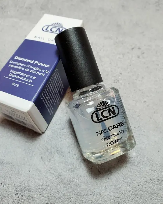 ダイヤモンドパワー 1 540 税込 含有成分に Lian Nail所属 La Chicのネイルデザイン ミニモ
