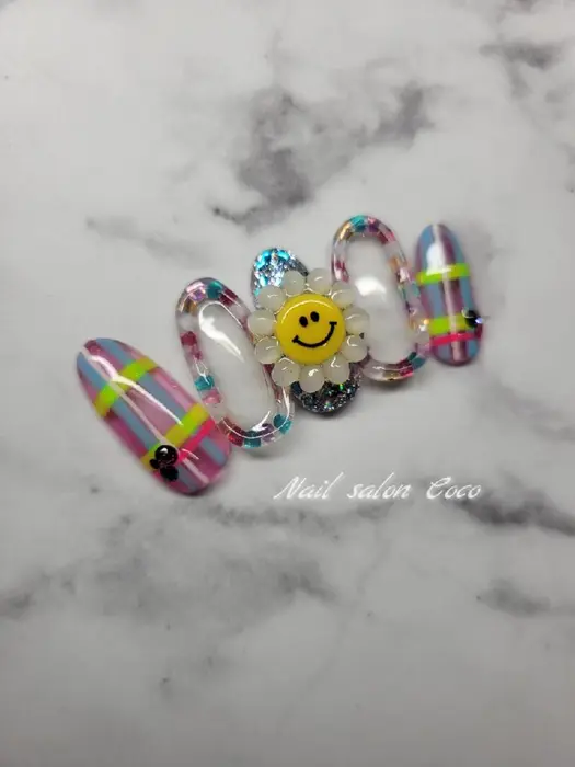 店内サンプル ニコちゃんネイル スマイリーネイル スマイリーネイルデザイン 派手ネイ Nail Salon Coco所属 Nail Salon Coco 溝の口駅 のネイルデザイン ミニモ 店内サンプル ニコちゃんネイル スマイリーネイル スマイリーネイルデザイン 派手ネイ Nail Salon Coco所属 Nail Salon Coco 溝の口駅 のネイルデザイン ミニモ