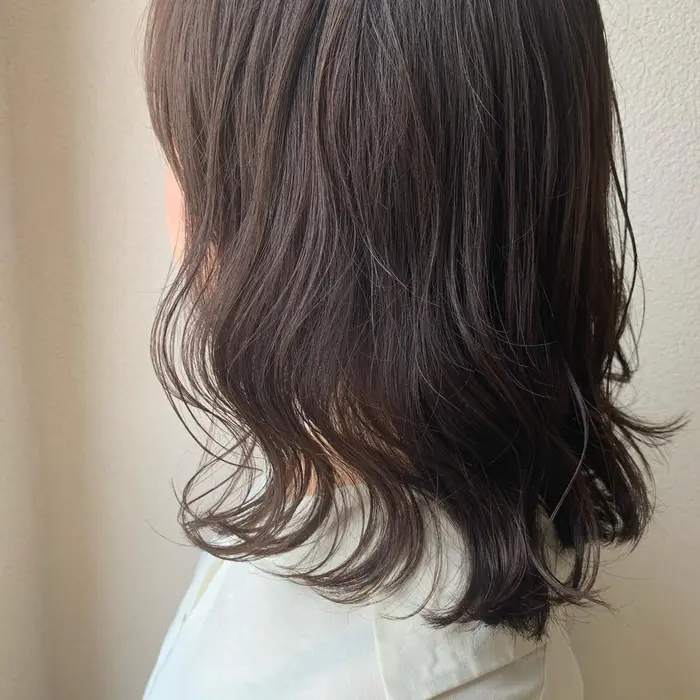 ラベンダーグレージュブリーチなし Owl Hair所属 倉永 真亜子のヘアカタログ ミニモ