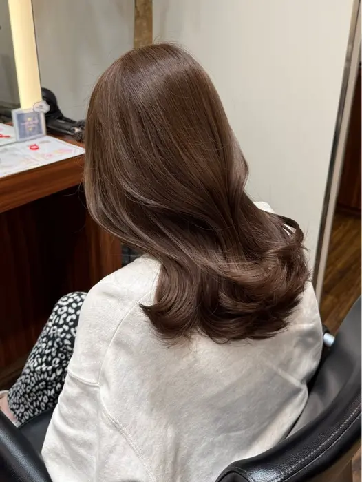 ◎chocolate brown color  ͗ ͗

こっくり深みのあるチョコレートブラウンで
ツヤ...