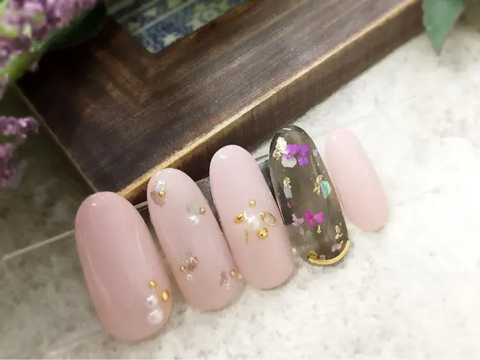 シェル 押し花ネイル Jewels Nail所属 ジュエルズ ネイル 店長のネイルデザイン ミニモ
