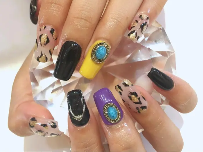 秋ネイル ブランドネイル シャネルネイル キスマーク ハートネイル 03 5728 スカルプ専門 渋谷センター街nailsgogo所属 Nailsgogo 渋谷スカルプやり放題のネイルデザイン ミニモ