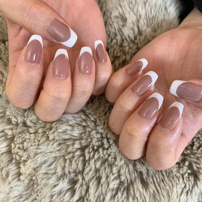 ご新規様 パラジェル フレンチネイル ウォーターケア オフ込み 9180 7810 One18eight所属 井浦 小春のネイル デザイン ミニモ