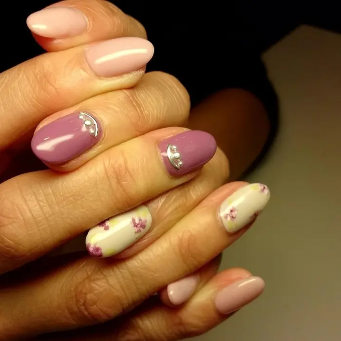 Estribe エストライブ所属 ネイリスト Makiのネイルデザイン ミニモ