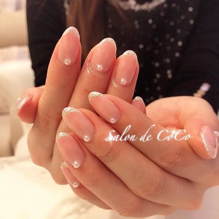 お客様のネイルです シルバーフレンチネイル 一粒ずつのパールが 上品さを演出 美しさと品の良さは指先から伝わる Salon De Coco サロン ド ココ 所属 Salon De Cocoのネイルデザイン ミニモ お客様のネイルです シルバーフレンチネイル 一粒ずつのパールが 上品さを演出 美しさと品の良さは指先から伝わる Salon De Coco サロン ド ココ 所属 Salon De Cocoのネイルデザイン ミニモ