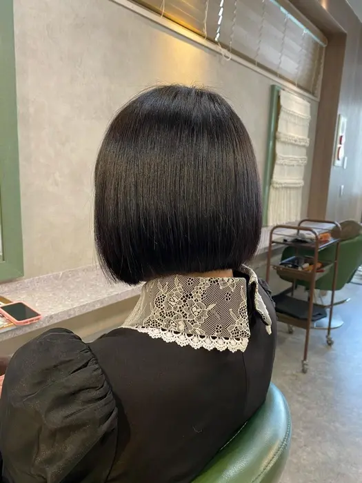 前下がりのボブ モードな服装の方などにオススメです Mell所属 Yoshida Shogo Mellのヘアカタログ ミニモ