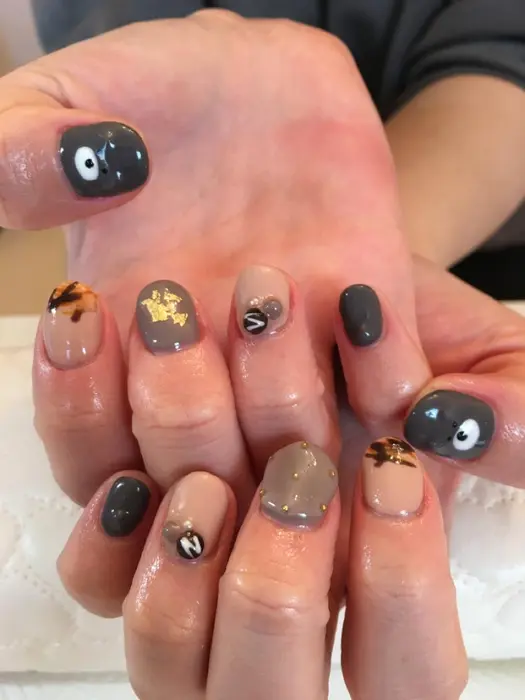 バレンタインの季節 チョコレートネイルとクマネイル Nail Salon Chocolat所属 ネイルサロン ショコラのネイル デザイン ミニモ
