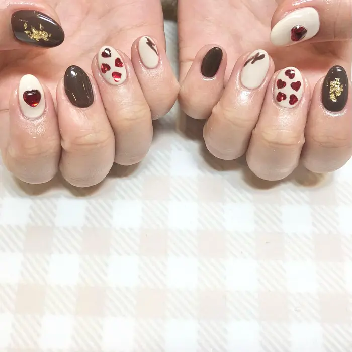 Valentine ホワイトデーまでいけます Millie Ainee Eyelash Nail 池袋 所属 工藤 有紗のネイル デザイン ミニモ