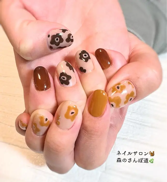 マリメッコ ネイル おしゃれ かわいい色 かわいい絵 春日井ネイルサロン ハンドネイ 森のさんぽ道所属 森の さんぽ道のネイル デザイン ミニモ マリメッコ ネイル おしゃれ かわいい色 かわいい絵 春日井ネイルサロン ハンドネイ 森のさんぽ道所属 森の さんぽ道のネイル デザイン ミニモ