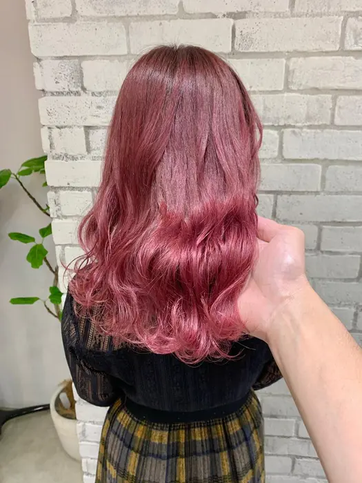 チェリーピンク ケアブリーチ トリートメント Pyr Filo Byferia渋谷所属 代表 石田 幸輔のヘアカタログ ミニモ