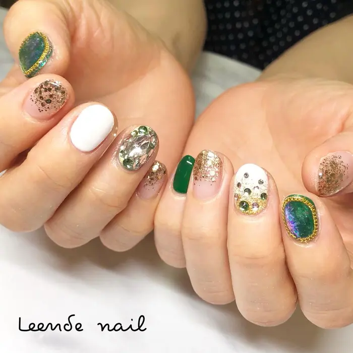Leende Nail所属 Leendenail リエンダネイル のネイルデザイン ミニモ