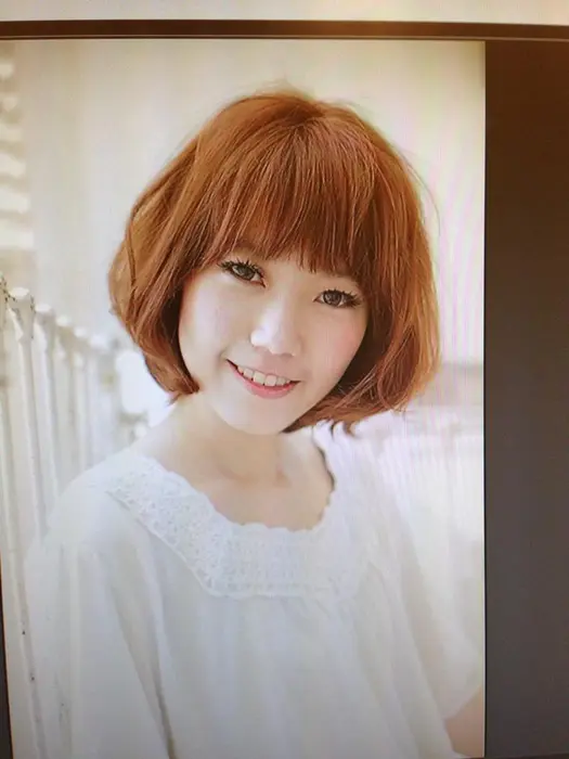 ショートボブ 明るめのハイライトを入れて重く空気感のあるボブスタイル Lee 弁天町店所属 西田 美保のヘア カタログ ミニモ