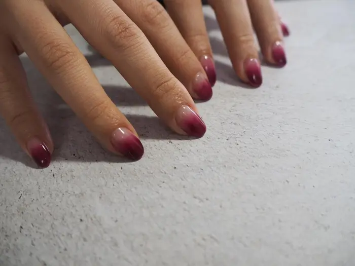 たまにはグラデーションも ネイル トレンドネイル おしゃれネイル ネイルデザイン シン Nail Kids Salon Kasumi所属 Nail Salon Kasumiのネイルデザイン ミニモ